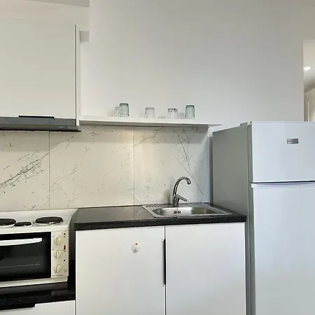 Hidden Gem Azure Apartamento Sarandë