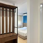 Hidden Gem Azure Apartament