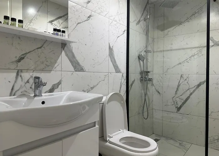 Hidden Gem Azure Apartment