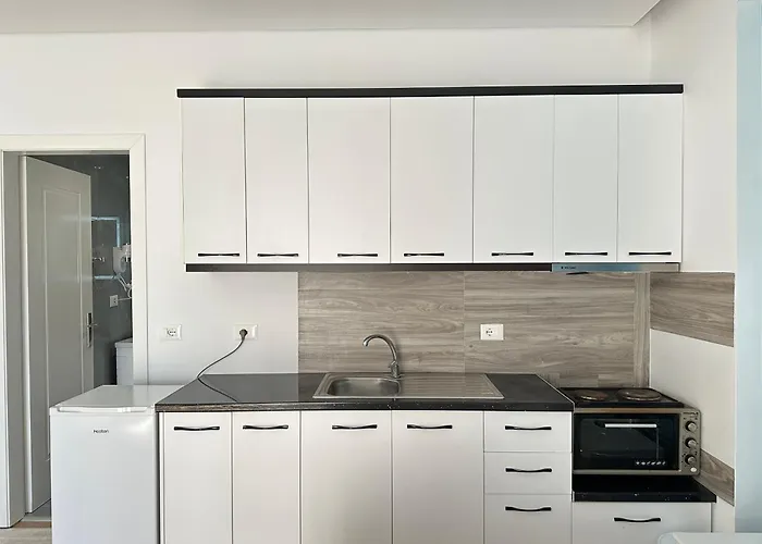Hidden Gem Azure Apartment